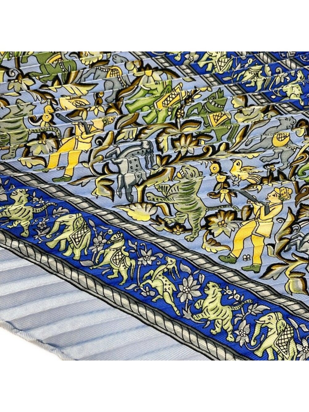Hermes Scarf Carre Plisse Light Blue Light Green Multi Chasse en Inde - Picture 6 of 6
